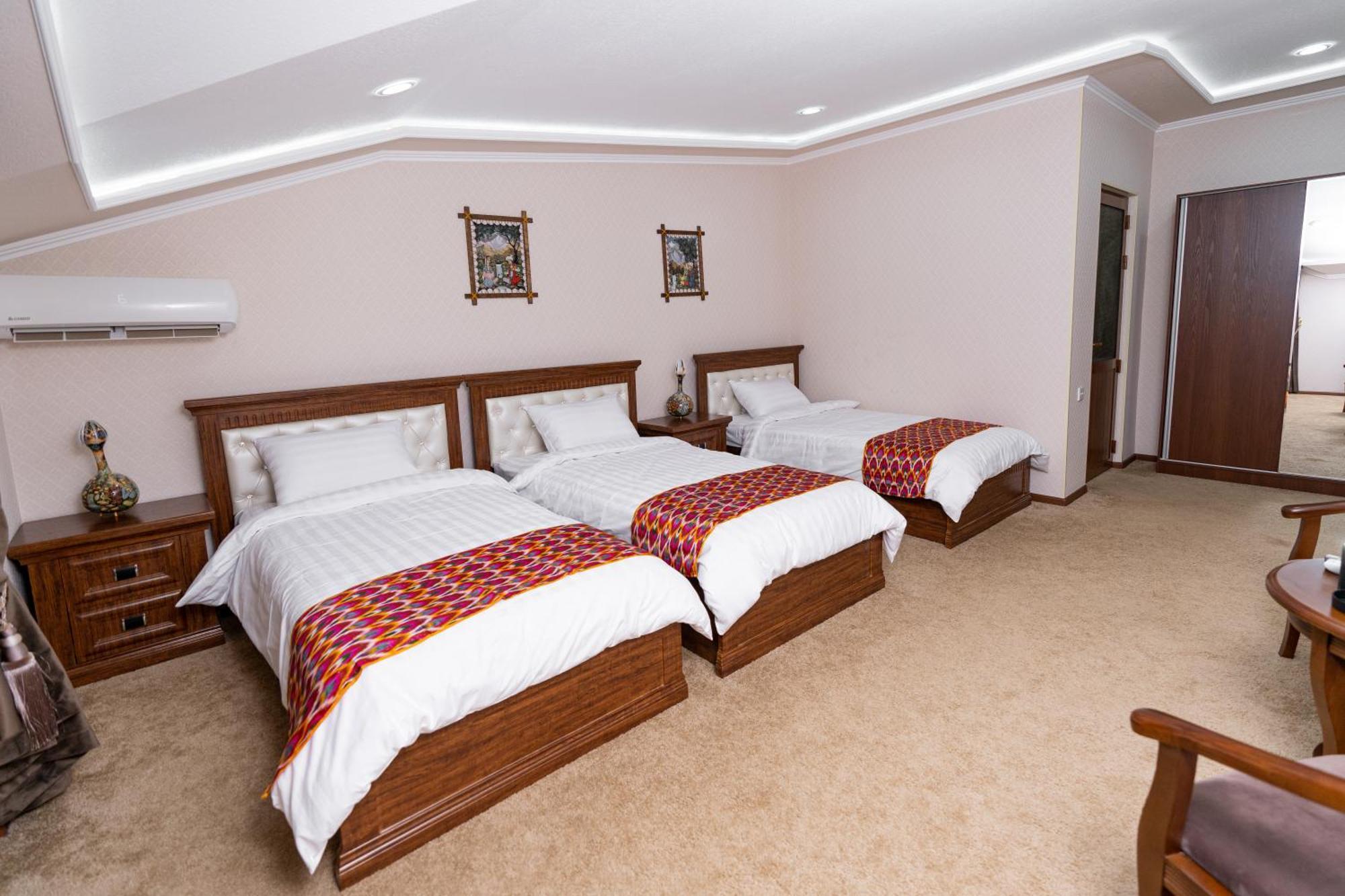 Crystal Guest House سمرقند المظهر الخارجي الصورة