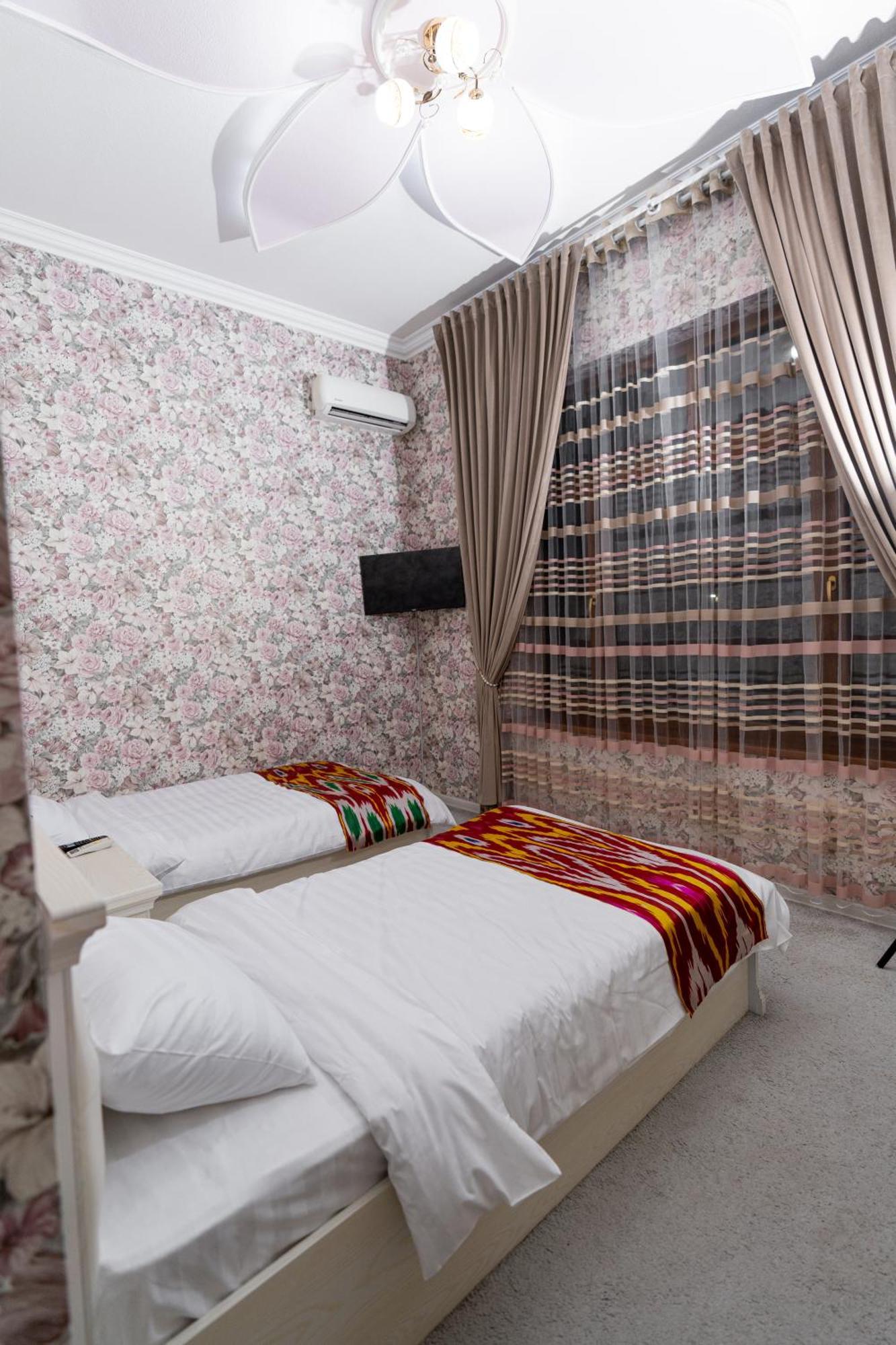 Crystal Guest House سمرقند المظهر الخارجي الصورة