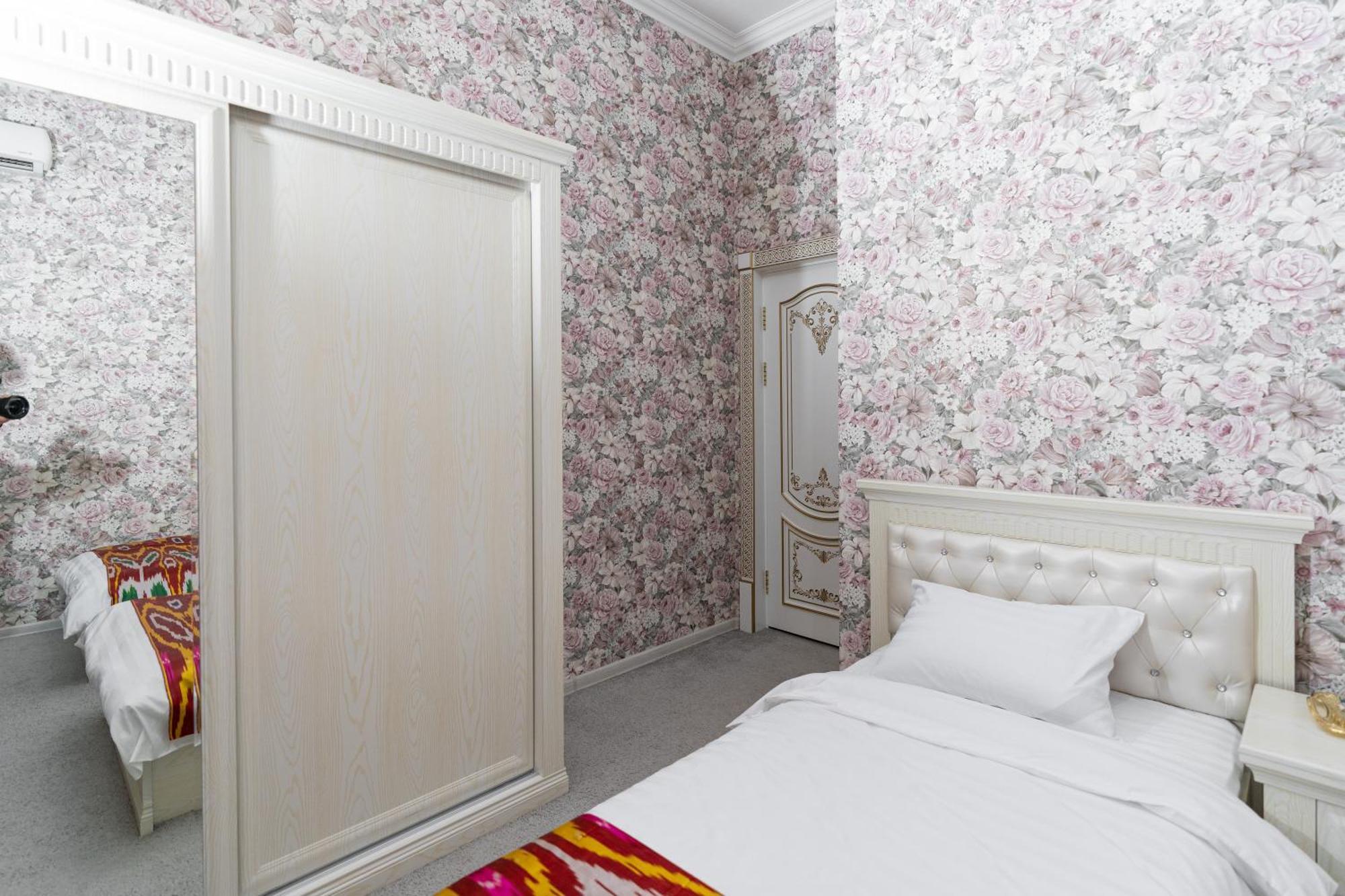Crystal Guest House سمرقند المظهر الخارجي الصورة